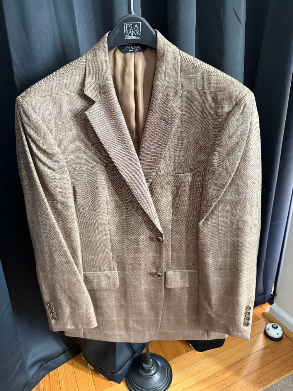 Jos A Banks sports coat